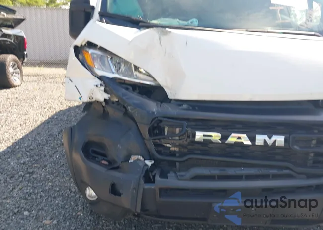 3C6LRVVG7PE559138: 42331456