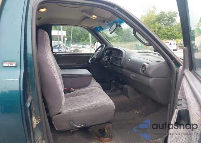 1B7HF16Z6XS286934: 42331463