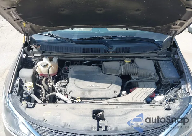 2C4RC1GG9HR786079: 42331526