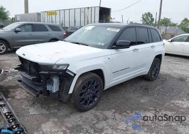 1C4RJYE68P8904724: 42331571