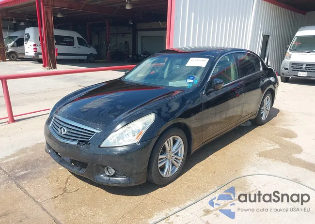 JN1CV6AP2BM301817: 42331590