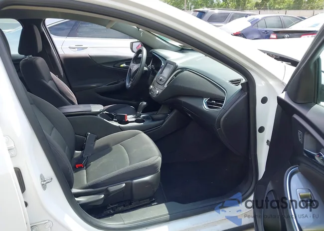 1G1ZE5ST6HF214585: 42331683