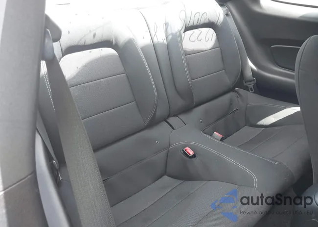 1FA6P8AM5G5200655: 42331688