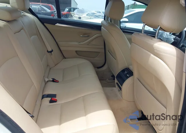 WBA5B1C59ED479075: 42331693