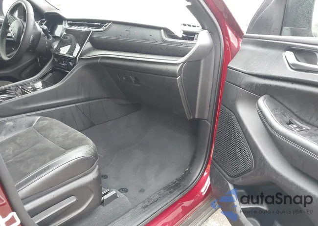 1C4RJKAG8P8829292: 42331721