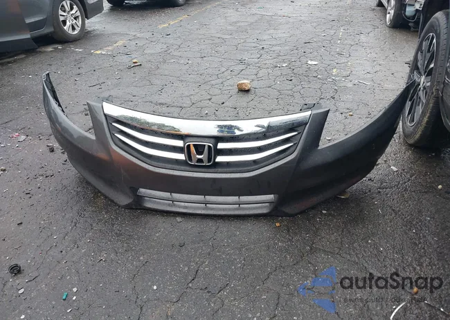 1HGCP2F36BA065441: 42331758