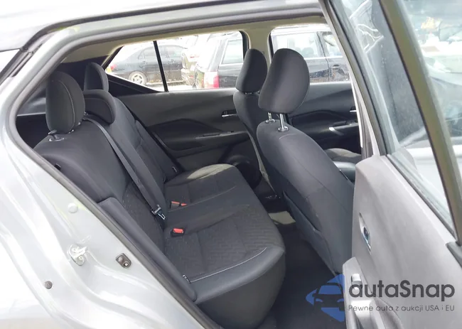 3N1CP5CV8ML516728: 42330774