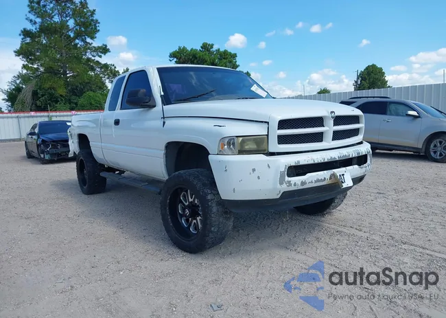 1B7KF23D5WJ161951: 42330781