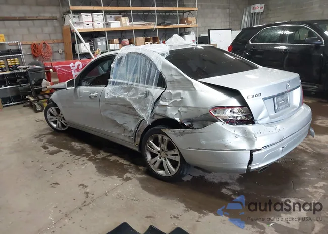 WDDGF8BB3BR140641: 42330841