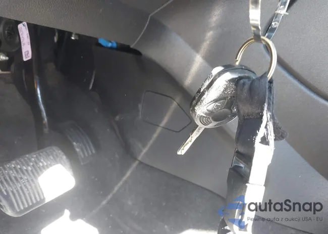 1FMCU0GXXDUC84509: 42330862