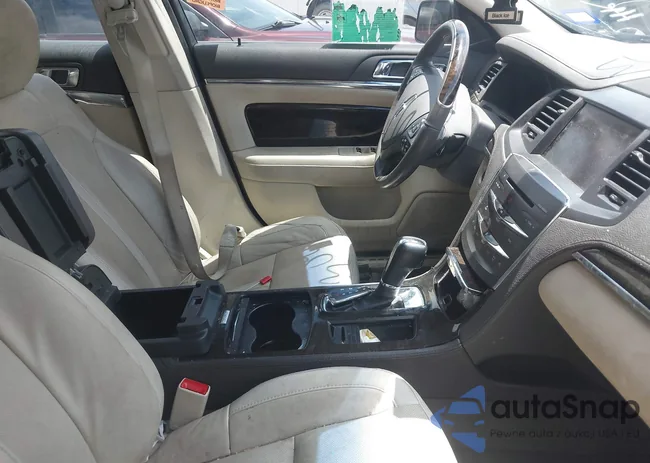 1LNHL9DK3FG608830: 42330867