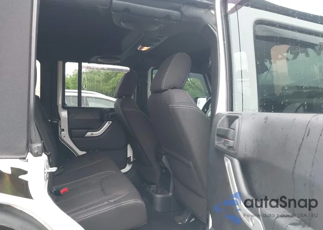 1C4BJWEG4EL197047: 42330914