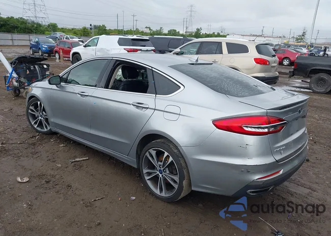 3FA6P0D98LR115437: 42331052