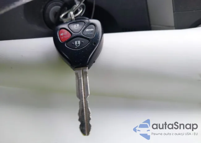 2T1BU4EE1CC771389: 42331132