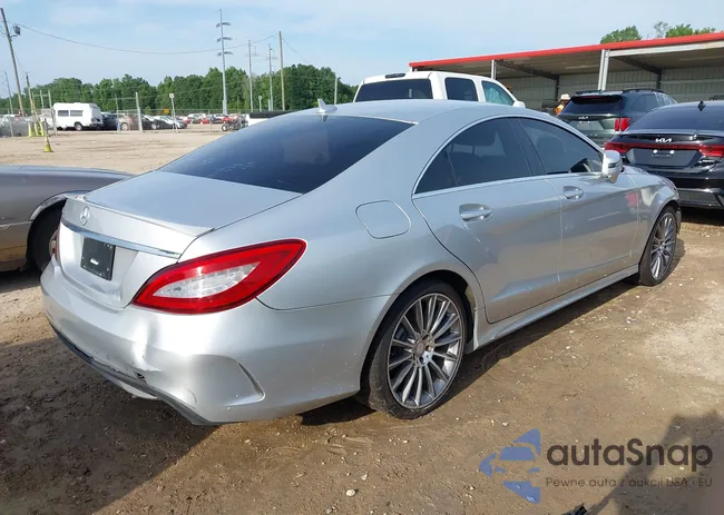 WDDLJ6FB7GA186040: 42332181