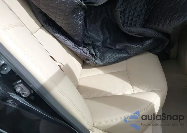 1N4AL3AP5EC140811: 42332185