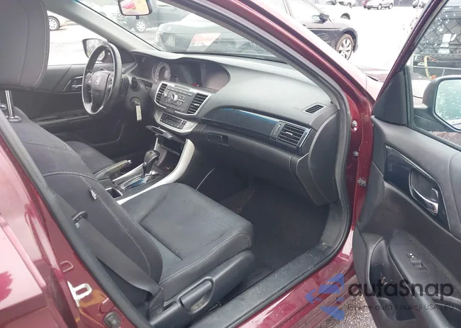 1HGCR2F58DA232901: 42332278