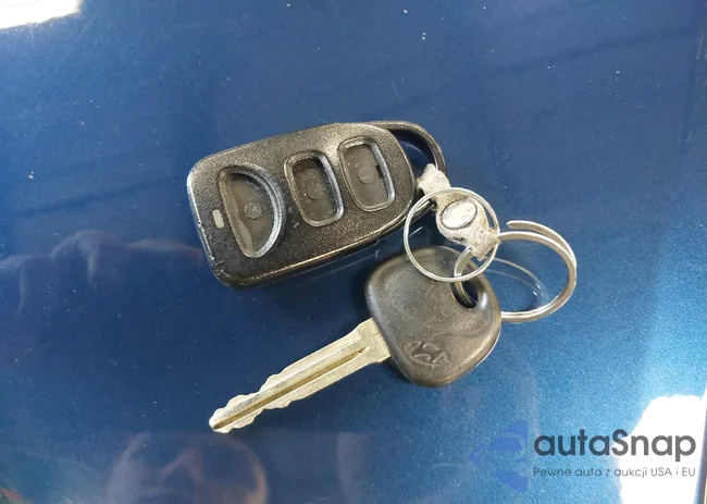 5NPD84LF6HH107943: 42332355