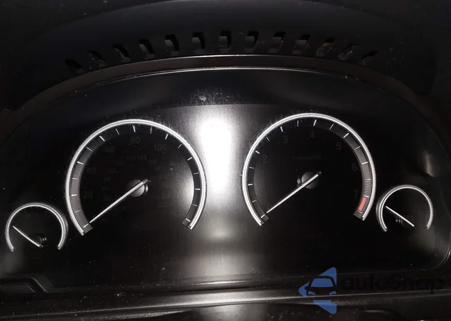 WBA5B1C50FD922926: 42332624