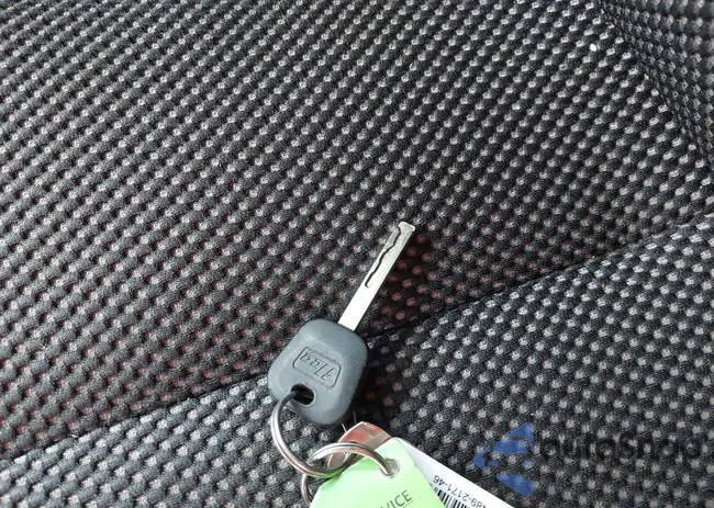 2GNFLEEK6D6417295: 42332647