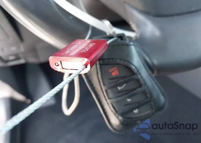 58ACZ1B1XLU082075: 42332670