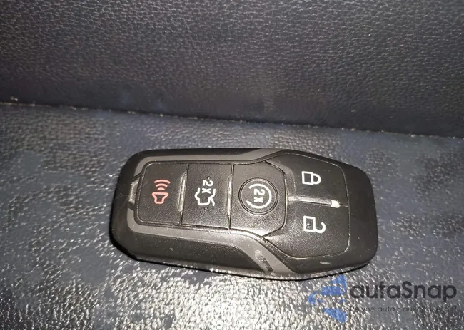 1FM5K8D86HGD47605: 42331779