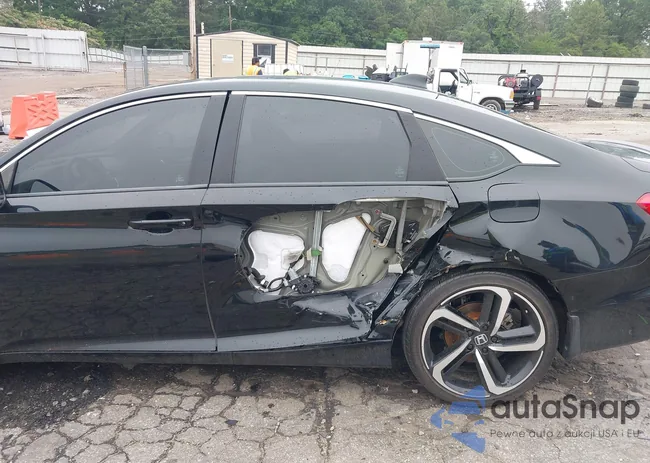 1HGCV2F38KA008549: 42331793