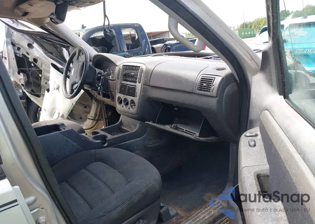 1FMZU73W53ZA27307: 42332040