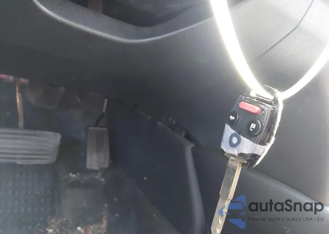 1HGCP2F60CA088564: 42332076