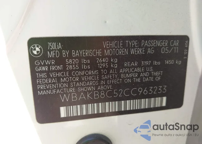 WBAKB8C52CC963233: 42332082