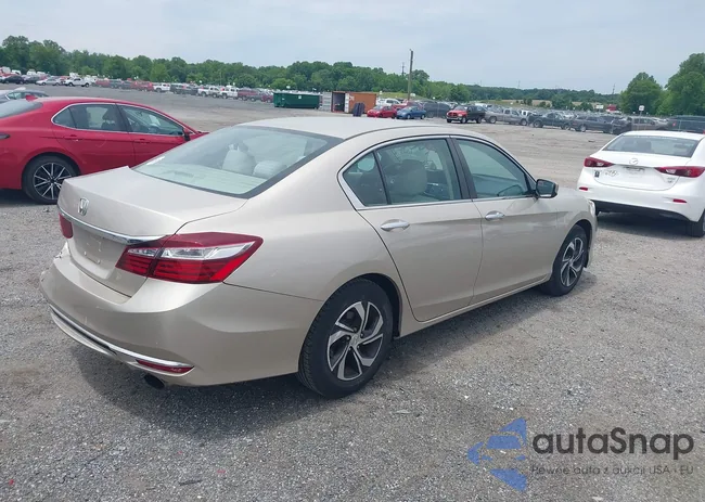 1HGCR2F39HA131662: 42333182