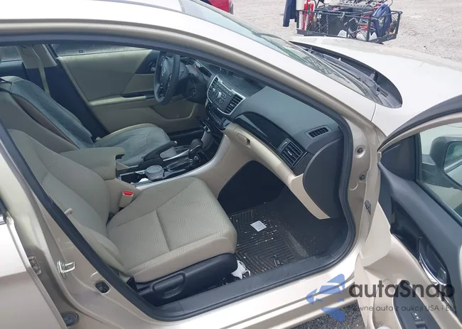 1HGCR2F39HA131662: 42333182