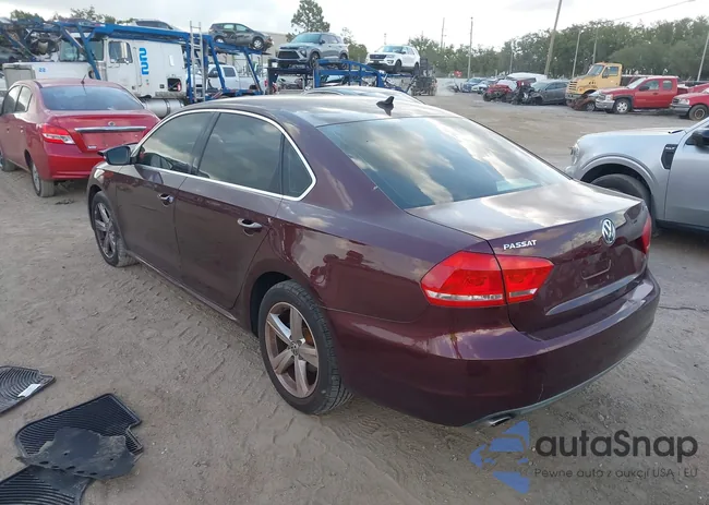 1VWBH7A3XCC079924: 42333339