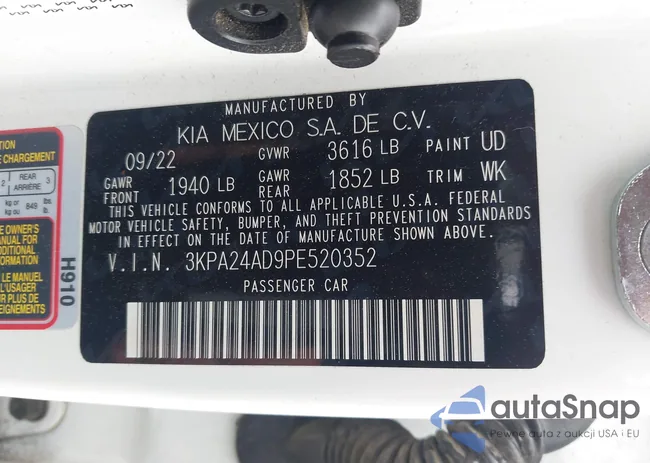 3KPA24AD9PE520352: 42333757