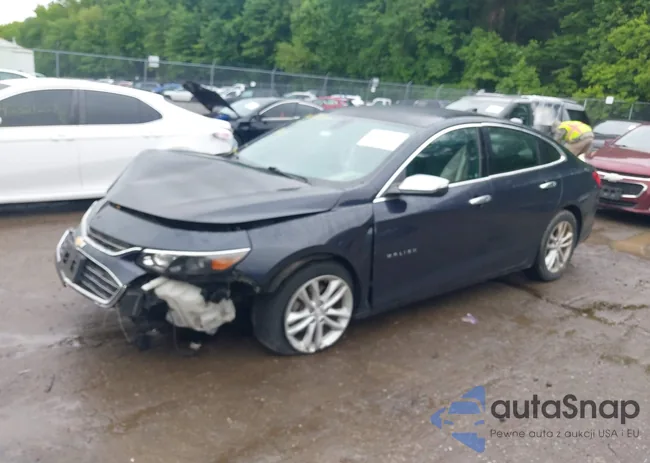 1G1ZE5ST2HF260897: 42332788