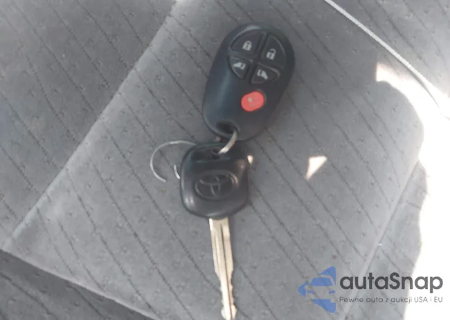 5TDKK3DC8FS587644: 42332813