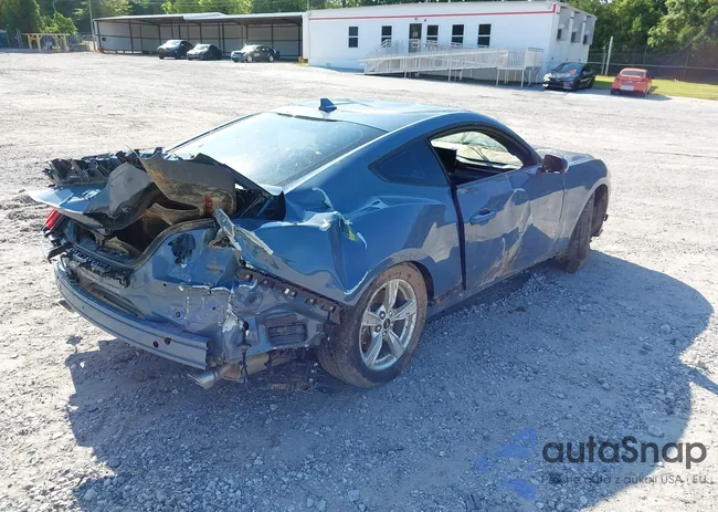 1FA6P8TH7R5122432: 42333007