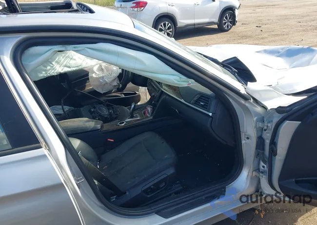 WBA3B5C55EF599510: 42333132