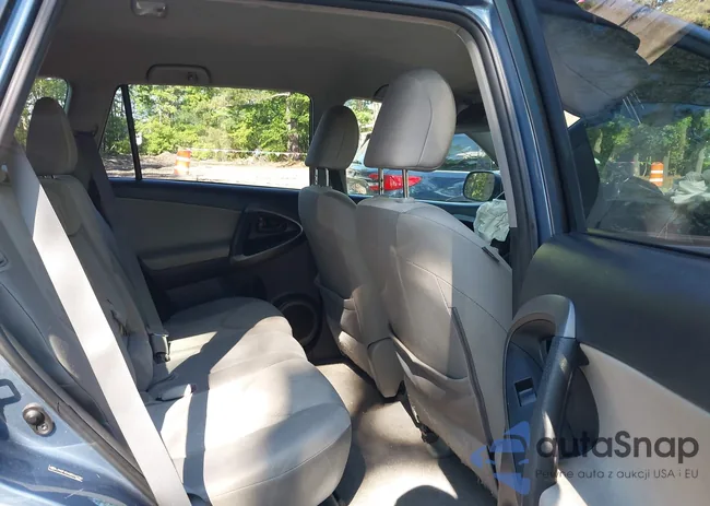 JTMZF4DV6B5042780: 42334262