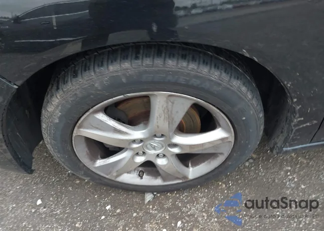 JH4CU2F66BC011643: 42334375