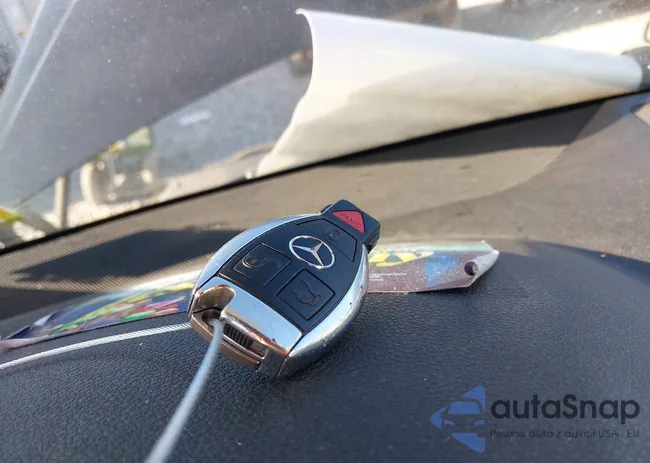 WDDGF81X98F085202: 42334642