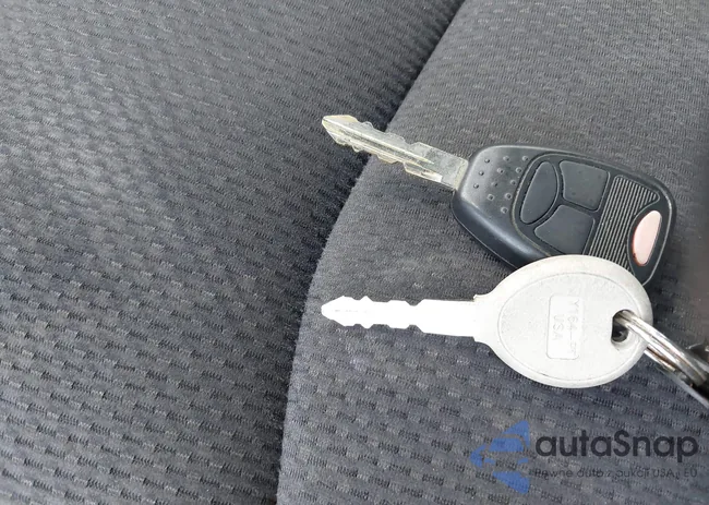 1C3CCBBB1DN696055: 42334656