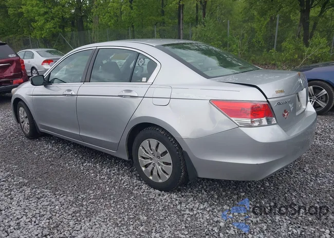 1HGCP26398A082999: 42334731