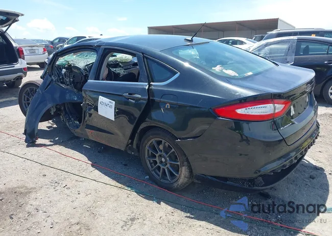 3FA6P0LU6FR166655: 42334743