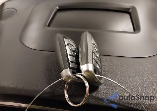 1FMCU9J99LUA26706: 42334060