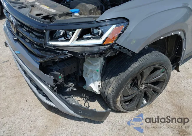 1V2TE2CA0MC218702: 42335289