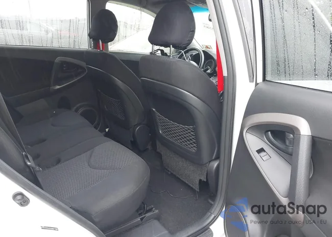 JTMBD32V586063644: 42335585