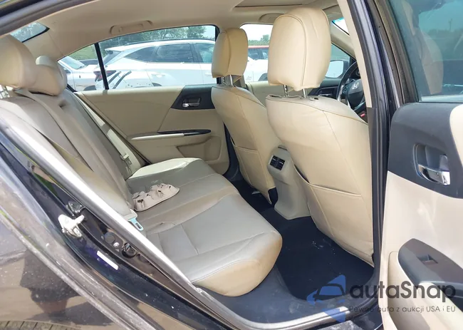 1HGCR2F86DA109205: 42334924