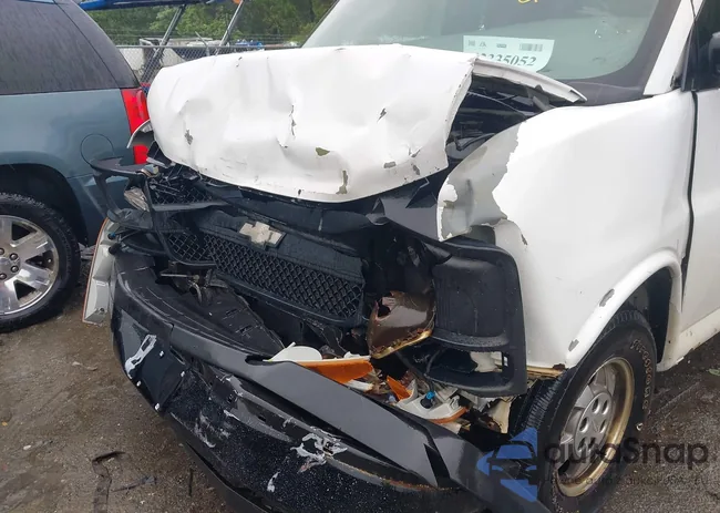 1GCFG15X441162778: 42335052