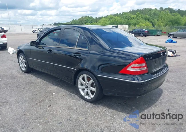 WDBRF40J73A513278: 42336170